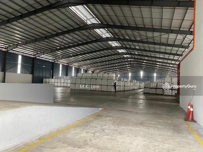 For Sale - Northport Detached Factory Warehouse with Loading Bays Dock Leveller, Sprinkler System, Port Klang