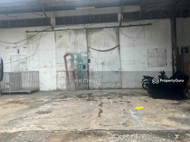 Untuk Disewa - 4500sf Warehouse Factory Taman Segar Cheras KL