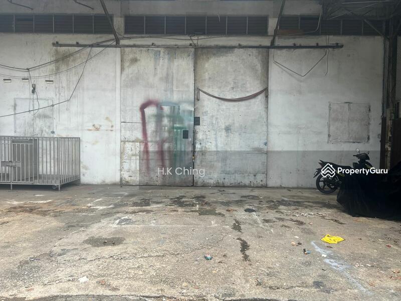 Untuk Disewa - 4500sf Warehouse Factory Taman Segar Cheras KL