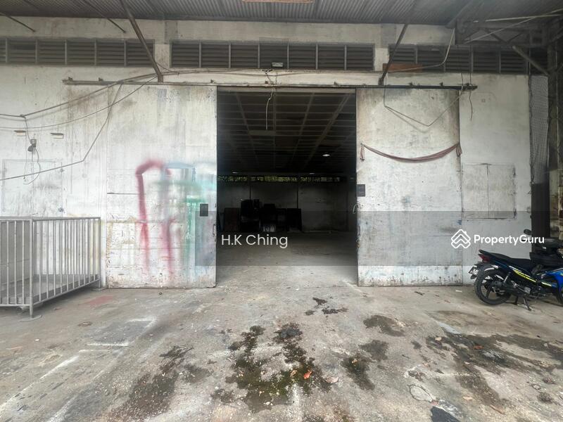 Untuk Disewa - 4500sf Warehouse Factory Taman Segar Cheras KL