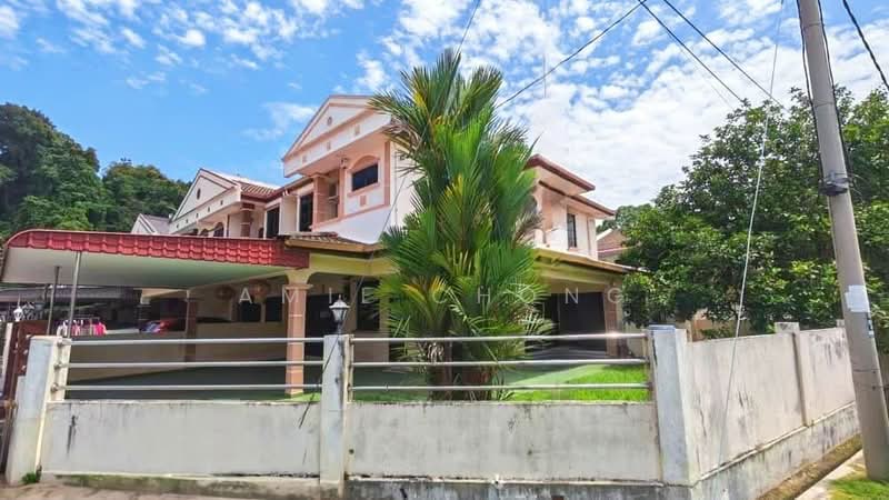 Taman Cempaka Double Storey Corner House Very spacious Compound For Sale untuk Untuk Dijual - RM 498,000, Mac 2026 - PropertyGuru.com.my