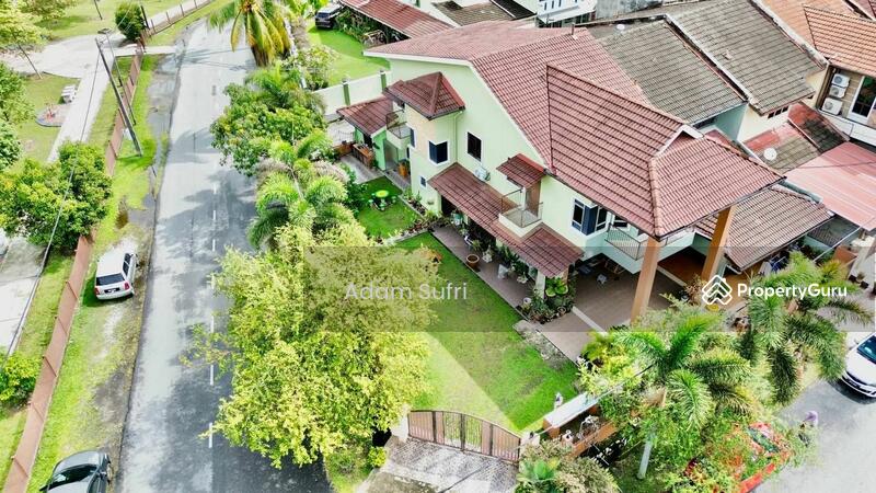 For Sale - 2-storey Terrace House at Taman Greenwood