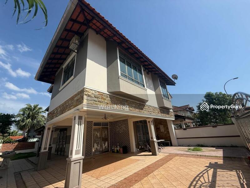 For Sale - Impian emas Semi D(renovated)