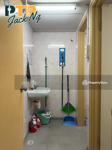 For Rent - Shop / Office at Raja Uda