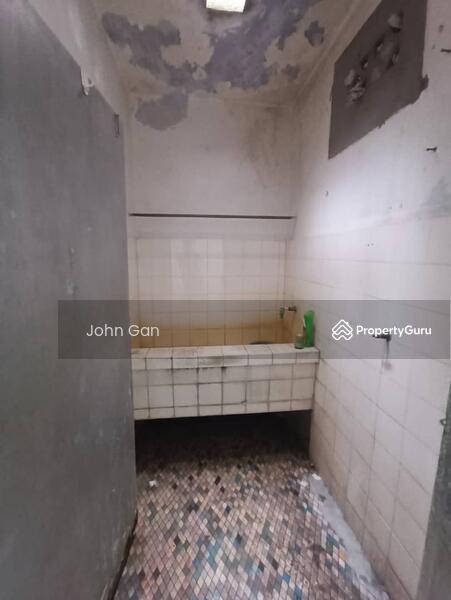 Untuk Dijual - 2 Storey Terrace House at Jalan Abdullah Ariff, Air Itam