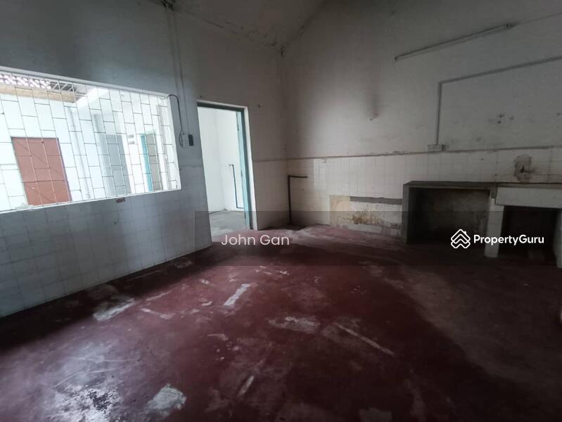 Untuk Dijual - 2 Storey Terrace House at Jalan Abdullah Ariff, Air Itam