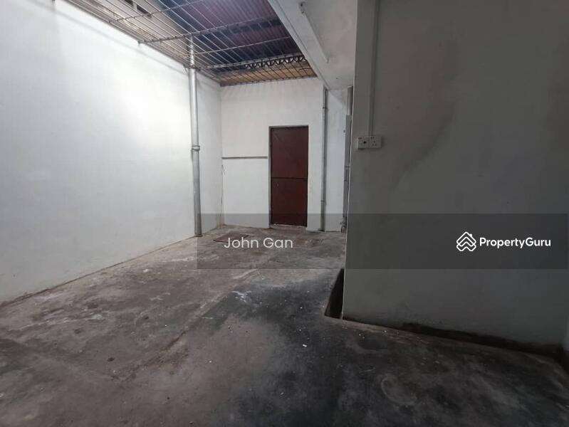 Untuk Dijual - 2 Storey Terrace House at Jalan Abdullah Ariff, Air Itam