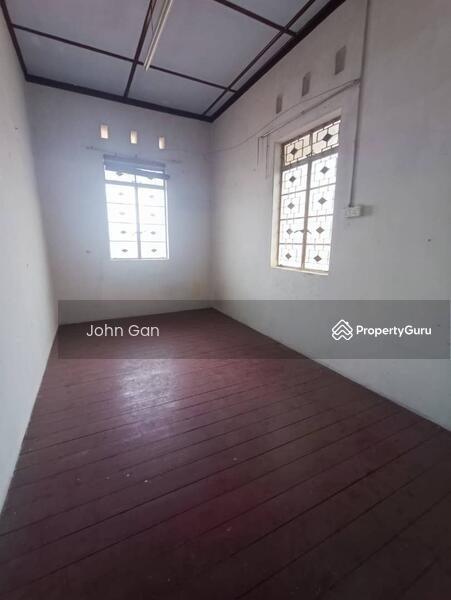 Untuk Dijual - 2 Storey Terrace House at Jalan Abdullah Ariff, Air Itam