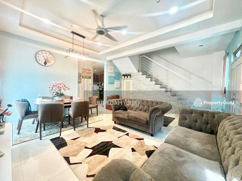 [Renovated] 2 Storey Semi-D Cluster, Royal Ivory 2 @ SP 10, Bandar Saujana Putra