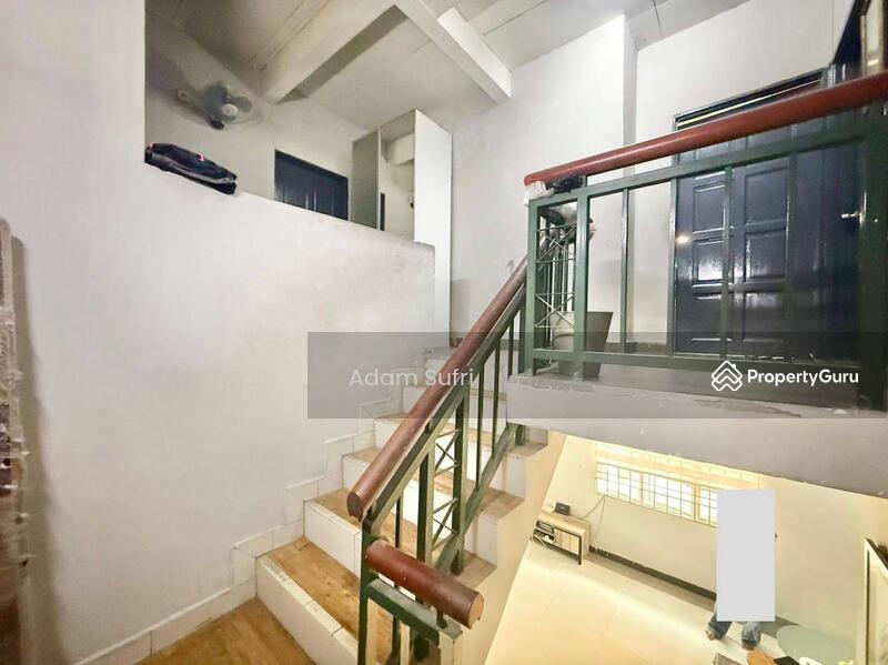 For Sale - 2-storey Terrace House at Seksyen U9