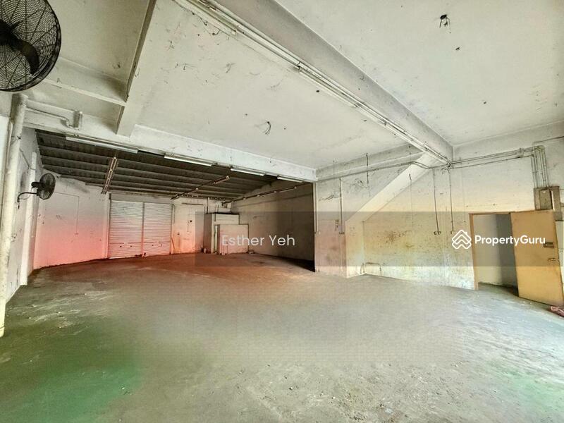 For Rent - Terrace Corner Factory at Taman Perindustrian Juru