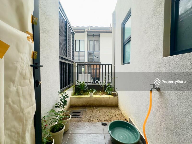 For Sale - Elmina Valley 5 @ City of Elmina