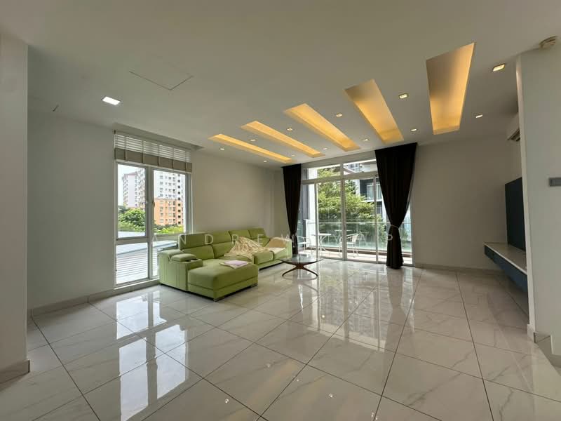 Kondominium untuk Dijual di Seri Puteri Hills Town Villa & Condominium - Andrew Yap - Living Room - PropertyGuru.com.my