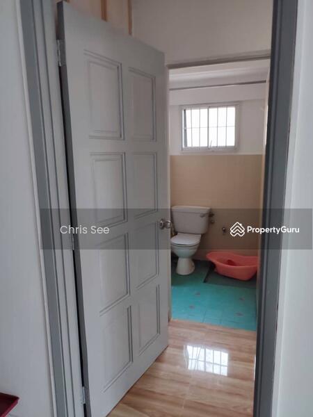 For Sale - Aman Puri Apartment