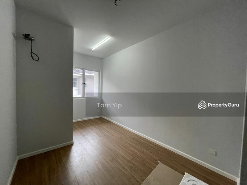 Rumah Teres untuk Dijual di Tamansari (Rawang) - Tom Yip - PropertyGuru.com.my