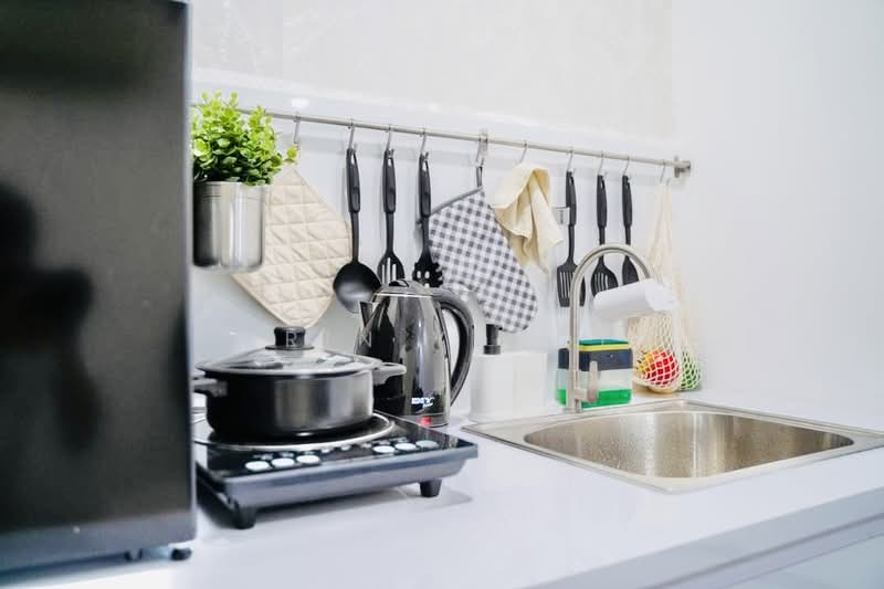 Service Residence for Rent at Neu Suites - Erin Yusof - Kitchen - PropertyGuru.com.my