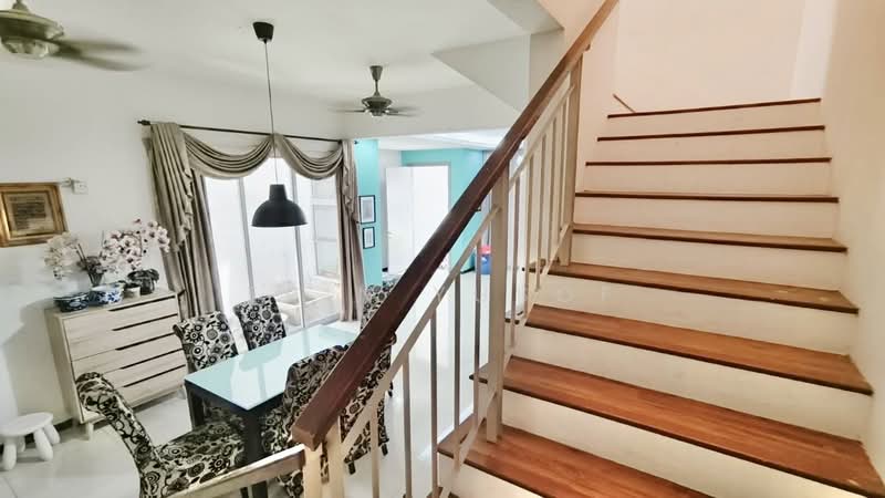 Bungalow for Rent in Klang (Selangor) - Erin Yusof - Dining Room - PropertyGuru.com.my