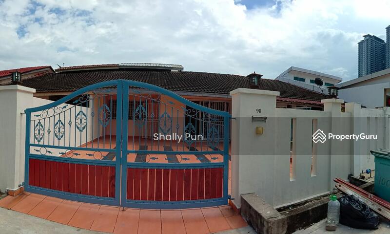 For Rent - 1 Storey House, Jalan Puteri Senggang, Sri Petaling, KL, ( Renovated )
