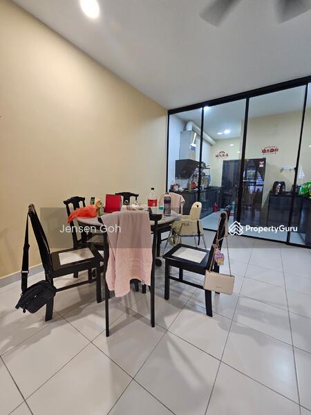 For Sale - Meridin East Acacia