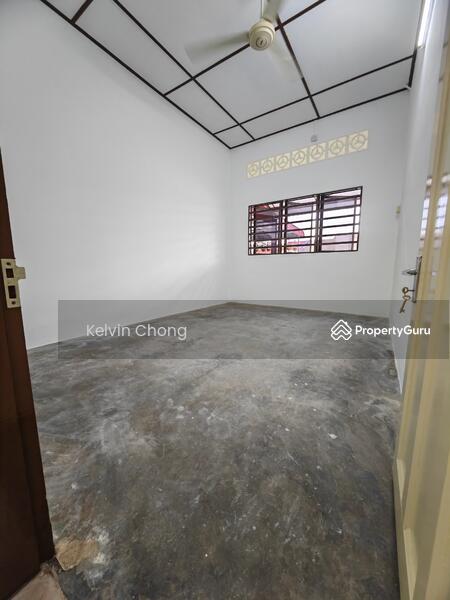 Untuk Disewa - Menglembu 22x70 Single Storey