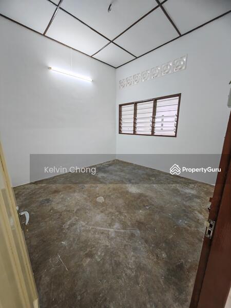 Untuk Disewa - Menglembu 22x70 Single Storey
