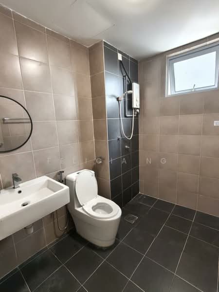 Kondominium untuk Disewa di Aurora Residence @ Lake Side City - Felicia Ng - Bathroom - PropertyGuru.com.my
