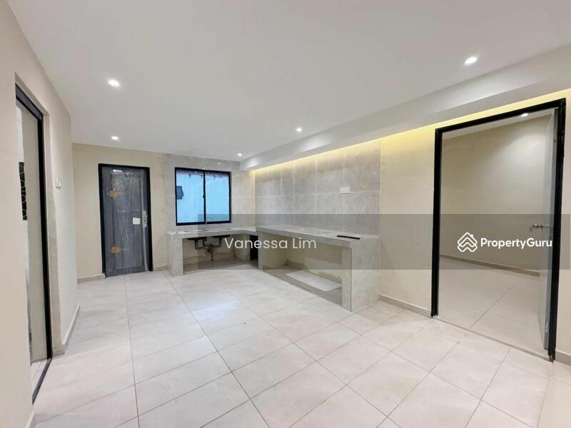 For Sale - 1-storey Terraced House at Taman Desa Skudai