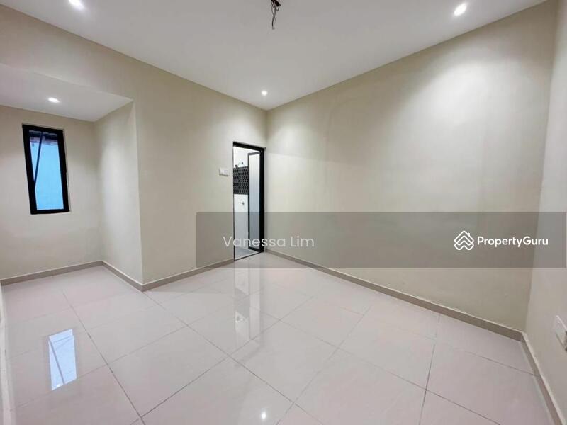 For Sale - 1-storey Terraced House at Taman Desa Skudai