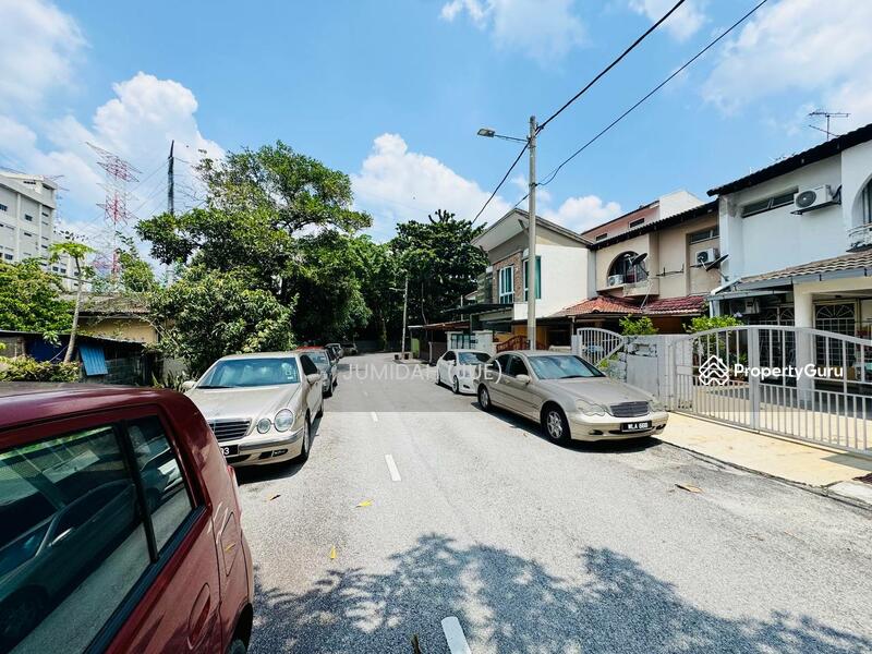 Renovated Double Storey Intermediate Terrace House, Angsana Hilir