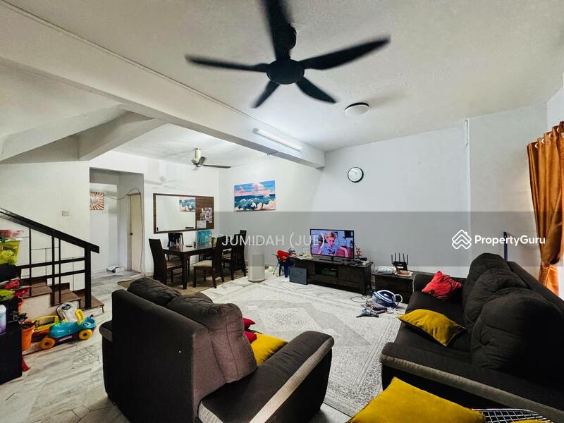 Renovated Double Storey Intermediate Terrace House, Angsana Hilir