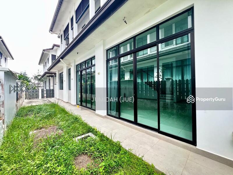 FACING OPEN SEMI DETACHED TENDERFIELD ECO MAJESTIC Semenyih