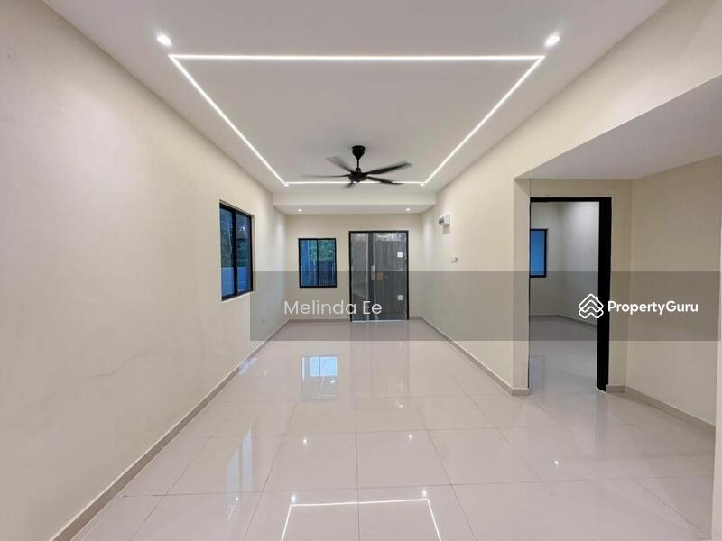 For Sale - Skudai Taman Desa Skudai Renovated 1 Storey Terrace Corner 5bed