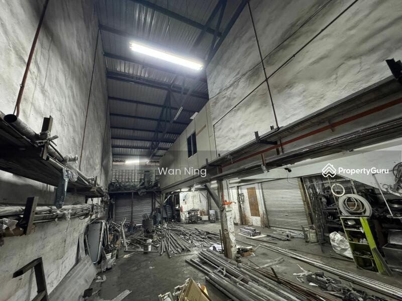 For Rent - Taman Anggerik Factory ( Corner )