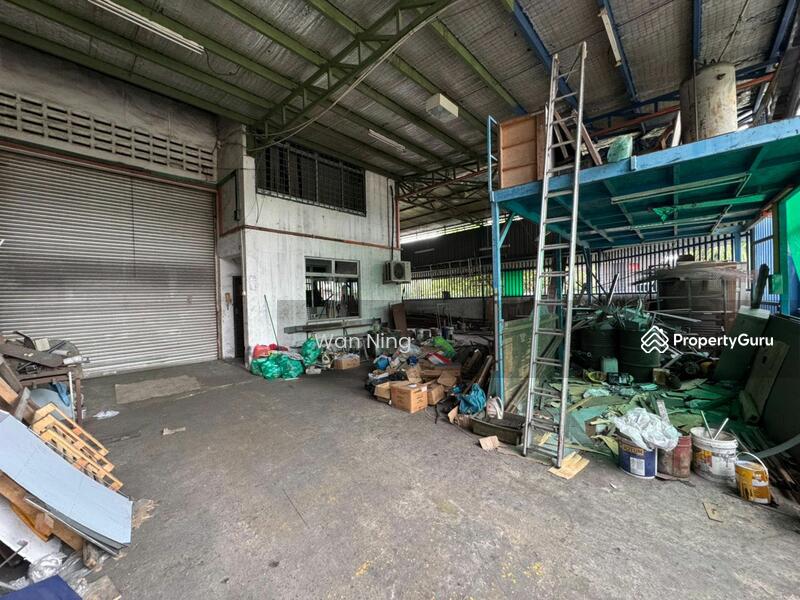 For Rent - Taman Anggerik Factory ( Corner )