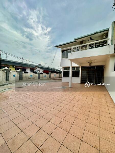 For Rent - Jalan Sri Pelangi @ Taman Pelangi 2 Storey Corner Lot For Rent