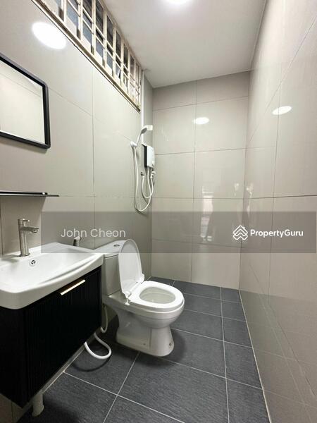 For Rent - Jalan Sri Pelangi @ Taman Pelangi 2 Storey Corner Lot For Rent