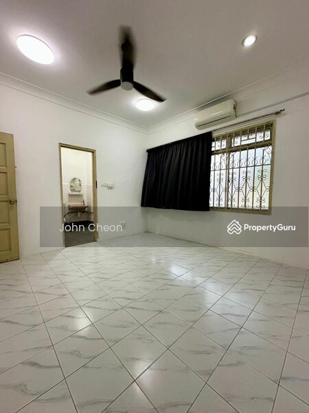 For Rent - Jalan Sri Pelangi @ Taman Pelangi 2 Storey Corner Lot For Rent