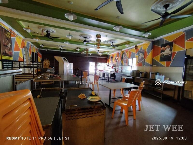 For Rent - Limited Unit End Lot 4 Storey Shop Lot Taman Sentosa Klang