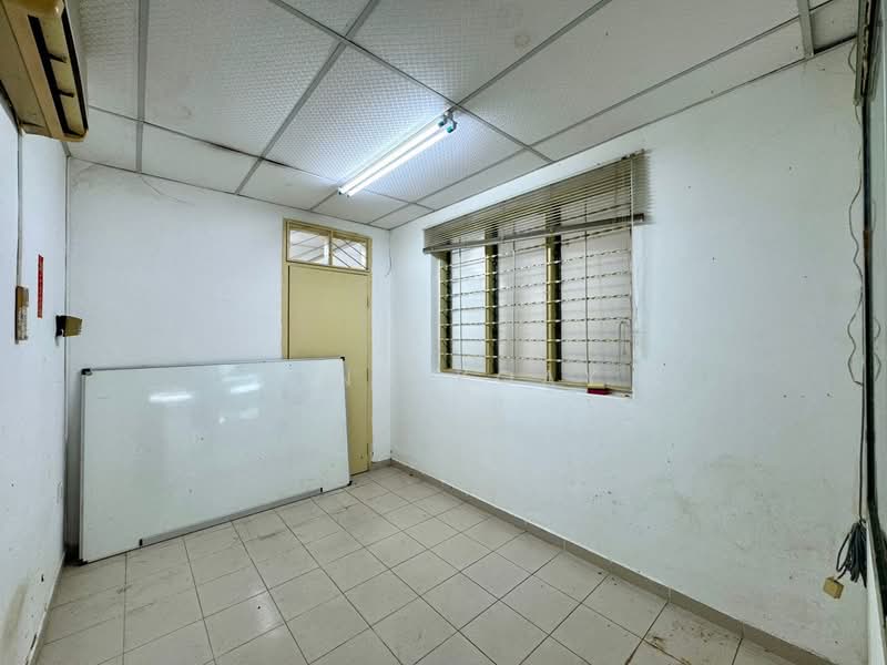 Rumah Teres 2 Tingkat untuk Dijual di Kampung Syed (Pulau Tikus) - Ping Koay - Interior - PropertyGuru.com.my
