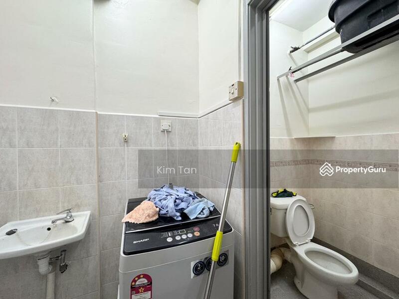 Untuk Disewa - Jay Series (Greenlane Heights Block J)