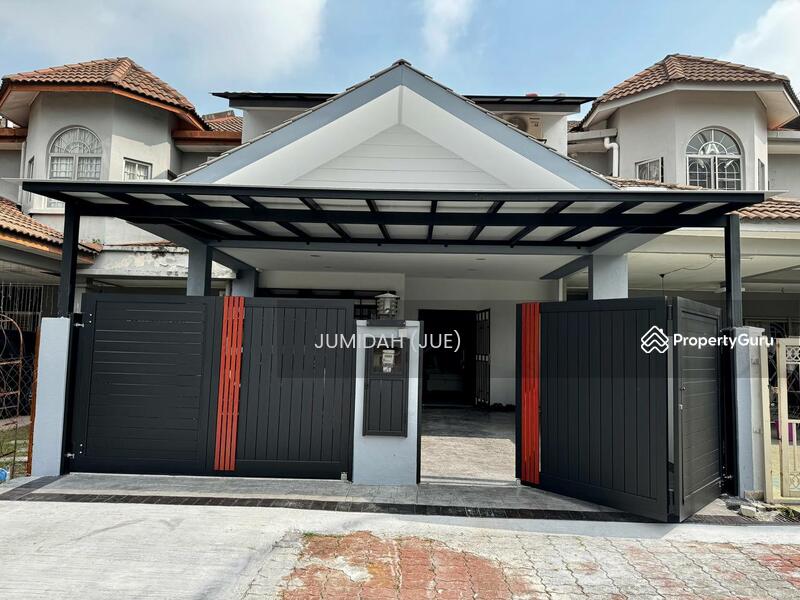  Double Storey Intermediate Jalan Pualam Seksyen 7 Shah Alam ⁃ NEWLY RENOVATED