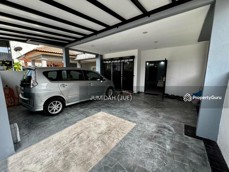  Double Storey Intermediate Jalan Pualam Seksyen 7 Shah Alam ⁃ NEWLY RENOVATED