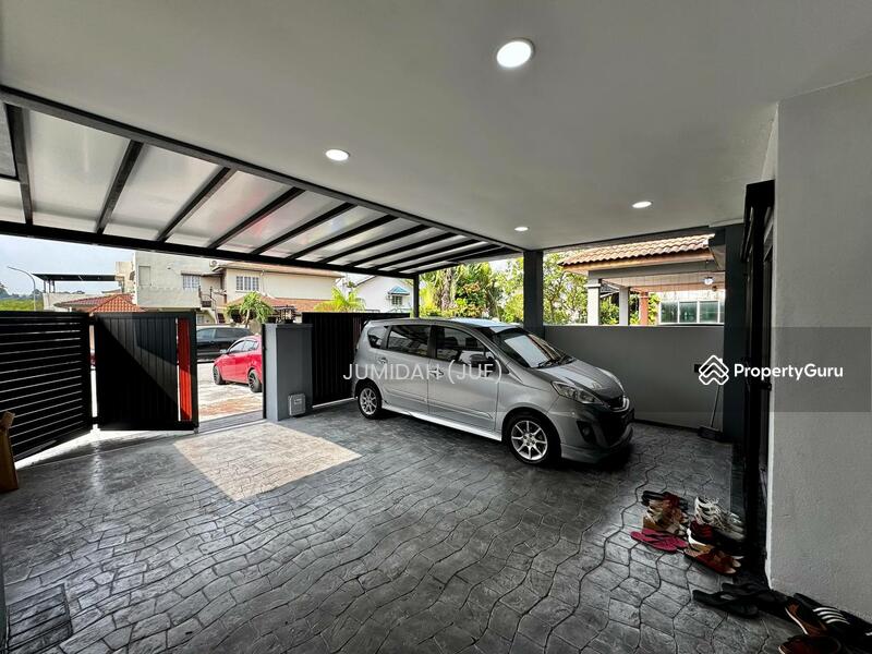  Double Storey Intermediate Jalan Pualam Seksyen 7 Shah Alam ⁃ NEWLY RENOVATED