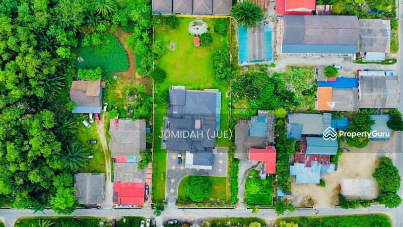 Huge Land Area Single Storey Bungalow Kg Kubu Gajah, Sungai Buloh
