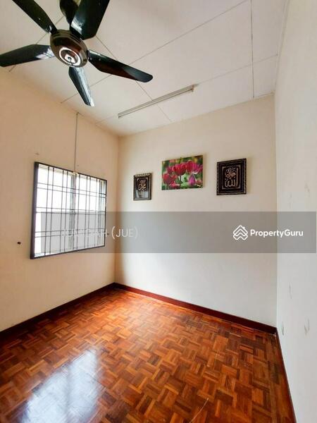 Partially Furnished Double Storey Semi D @ Bandar Bukit Mahkota, Seksy
