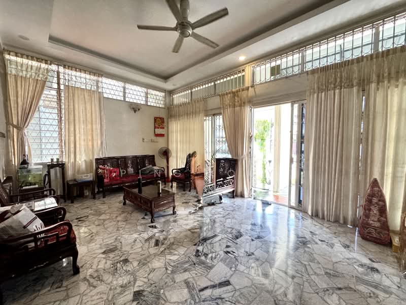 Rumah Berkembar untuk Dijual di Kampung Syed (Pulau Tikus) - Ping Koay - Living Room - PropertyGuru.com.my