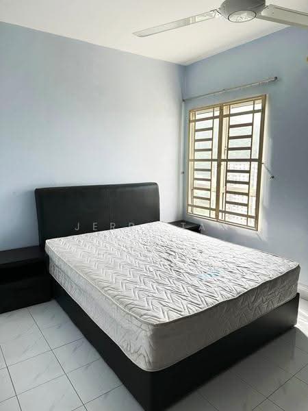 Kondominium untuk Disewa di Greenlane Park - Jerry Tan - Bedroom - PropertyGuru.com.my