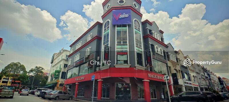 For Rent - Big Ground Shop 3300s.f , 2 adjoining intermediate lot, Dataran Sunway, Kota Damansara, Prime Lot