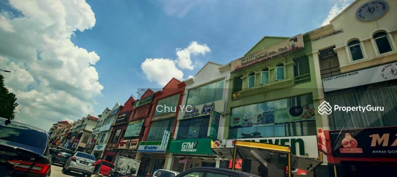 For Rent - Big Ground Shop 3300s.f , 2 adjoining intermediate lot, Dataran Sunway, Kota Damansara, Prime Lot