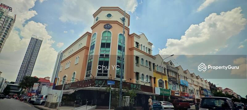 For Rent - Big Ground Shop 3300s.f , 2 adjoining intermediate lot, Dataran Sunway, Kota Damansara, Prime Lot